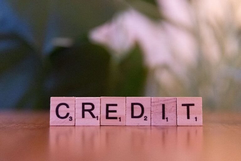 sweetwater card credit score details